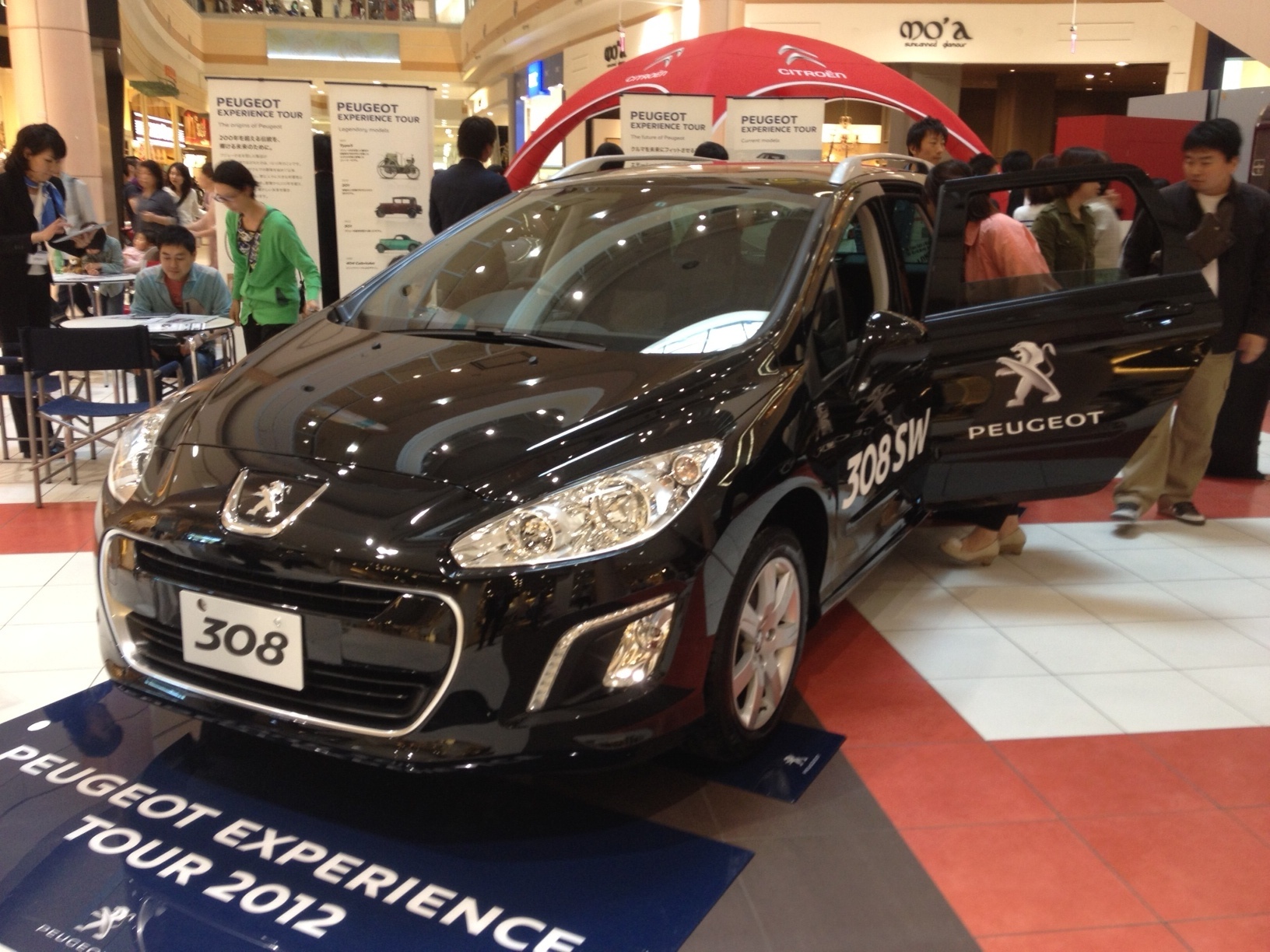 PEUGEOT EXPERIENCE TOUR 2012
