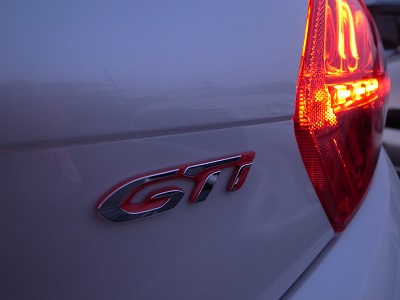 プジョー　208GTi