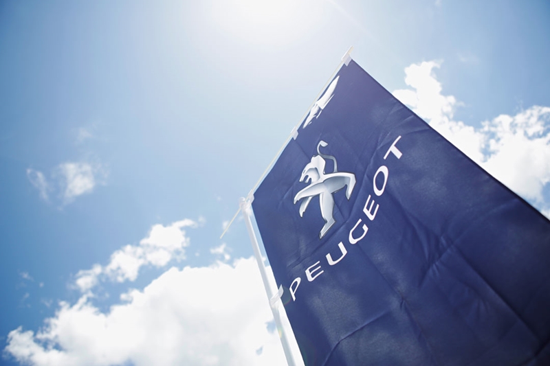 金利0％ PEUGEOT SUMMER DRIVE！！！