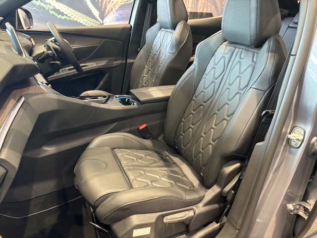 PEUGEOT ALLURE　EXPERIENCEキャンペーン