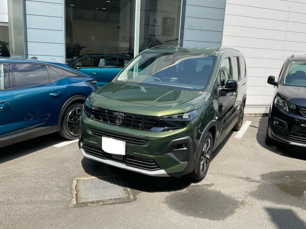 PEUGEOT NEW RIFTER デビュー