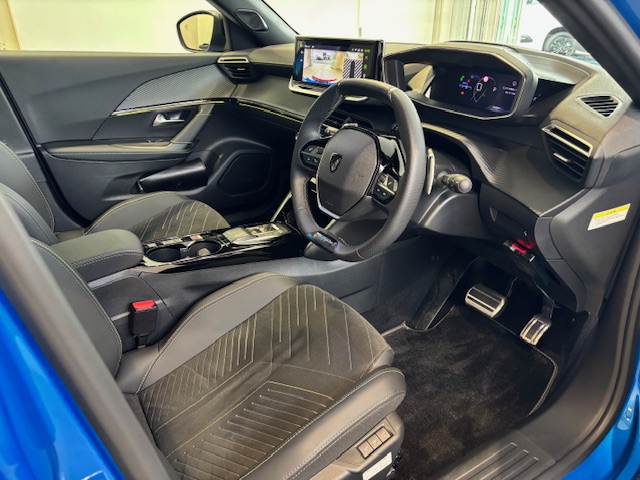 プジョー美女木【認定中古車情報】