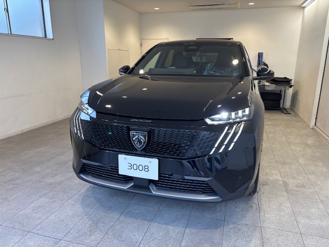 プジョー 特別仕様車 「3008 GT Hybrid Black Edition」発売！！